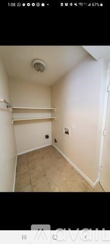 35 Charlton St 2 Beds Apartment for Rent