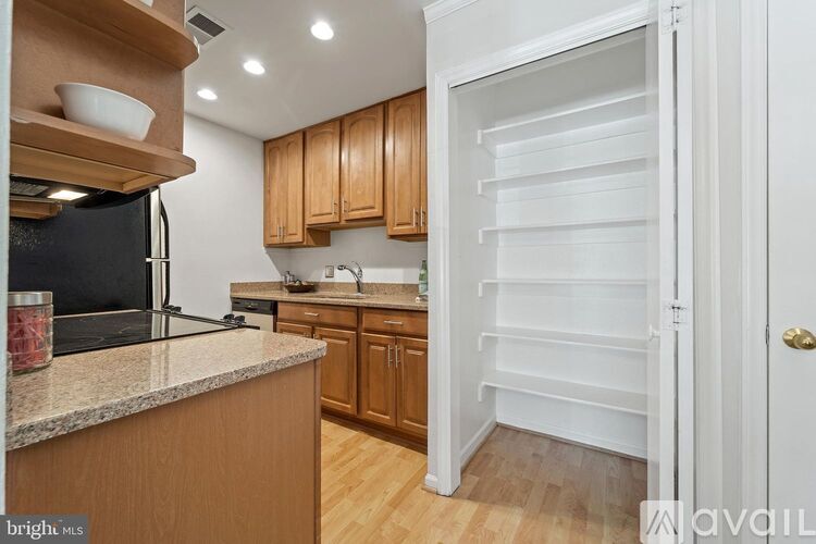 10705 Hampton Mill Terrace 1 Condo for Rent - Photo gallery 5