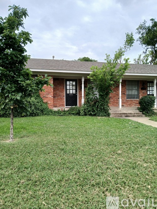 401 La Salle Dr 2 Beds Townhouse for Rent - Photo gallery 1
