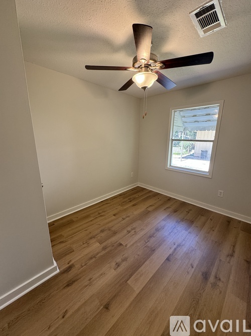 210 North Utica Street 3 Beds Single Family Home for Rent - Photo gallery 4
