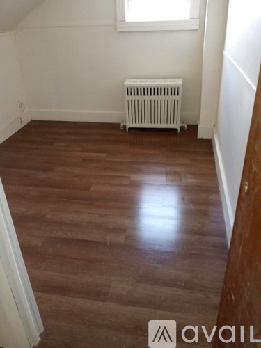 511 W Green St 2 Beds Apartment for Rent - Photo gallery 4