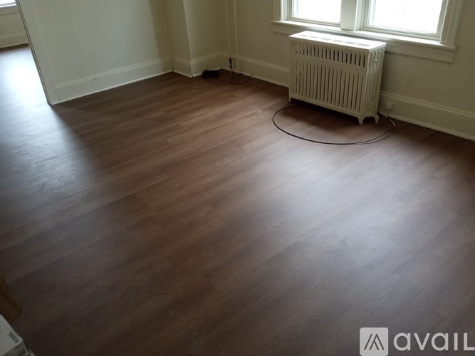 511 W Green St 2 Beds Apartment for Rent - Photo gallery 5