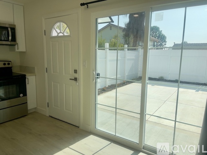 11369 Reseda Blvd 1 Single Family Home for Rent - Photo gallery 4