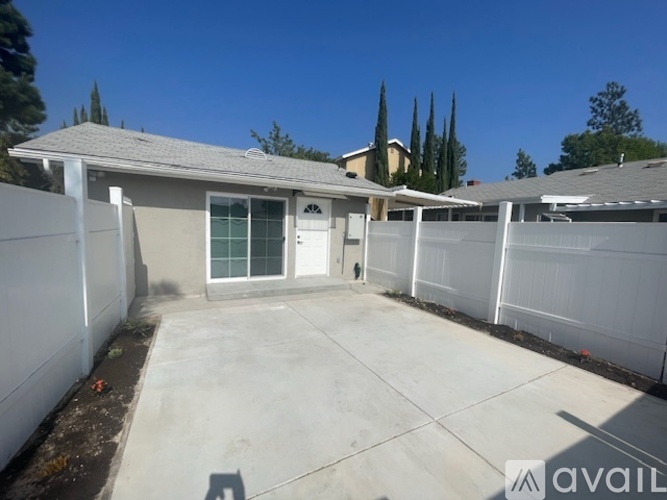 11369 Reseda Blvd 1 Single Family Home for Rent - Photo gallery 5