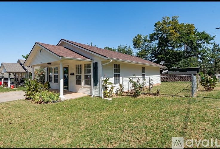 1601 Nw46 St 3 Beds Single Family Home for Rent - Photo gallery 2