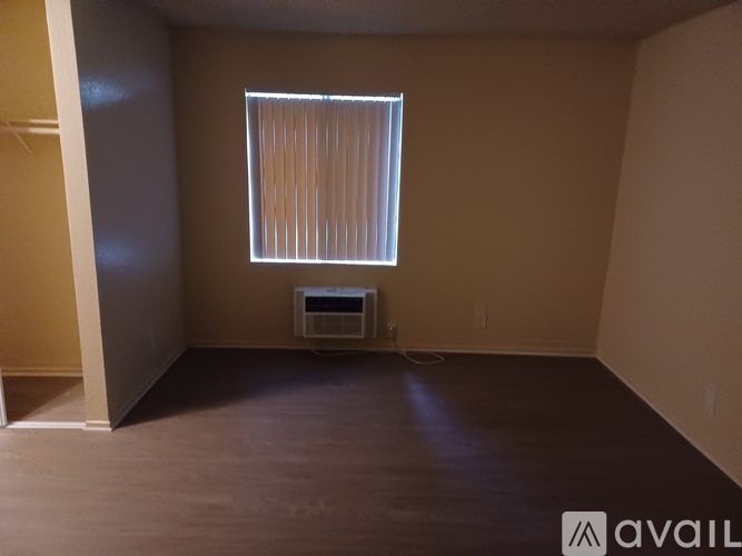12315 Graham St 2 Beds Apartment for Rent - Photo gallery 5