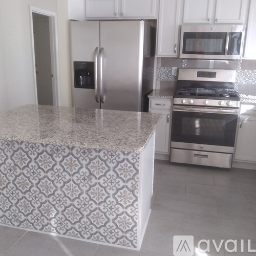 6939 West Sauceda Drive 3 Beds Single Family Home for Rent - Photo gallery 3