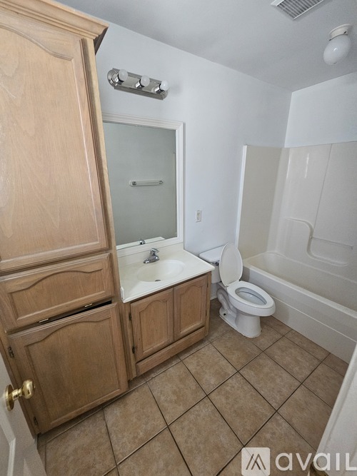 709 La Mancha Drive 3 Beds Apartment for Rent - Photo gallery 3