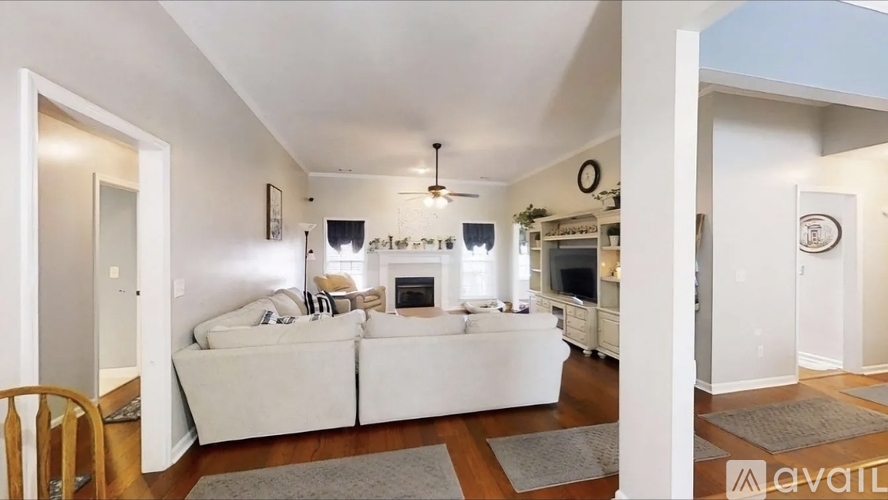 126 Adams Lane 4 Beds Single Family Home for Rent - Photo gallery 2