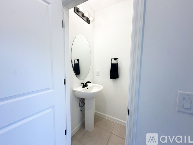 6312 Silverstar Dr 3 Beds Townhouse for Rent - Photo gallery 3