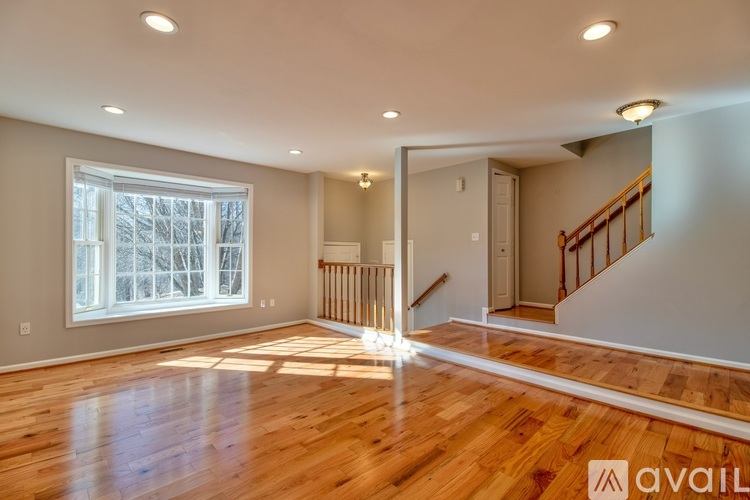 8871 Winding Hollow Way 4 Beds Townhouse for Rent - Photo gallery 2