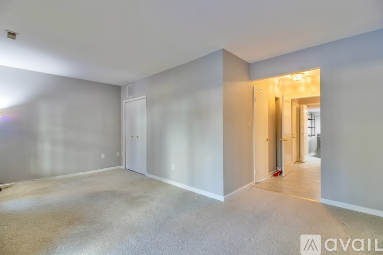 8871 Winding Hollow Way 4 Beds Townhouse for Rent - Photo gallery 3