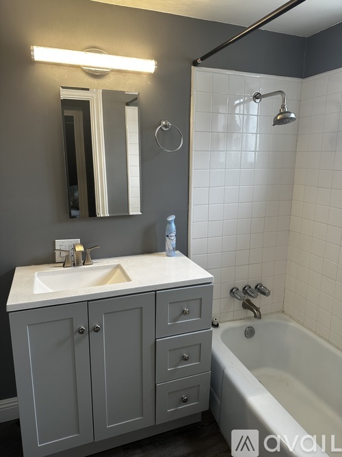 1939 1/2 Eastlake Avenue Studio Single Family Home for Rent - Photo gallery 3