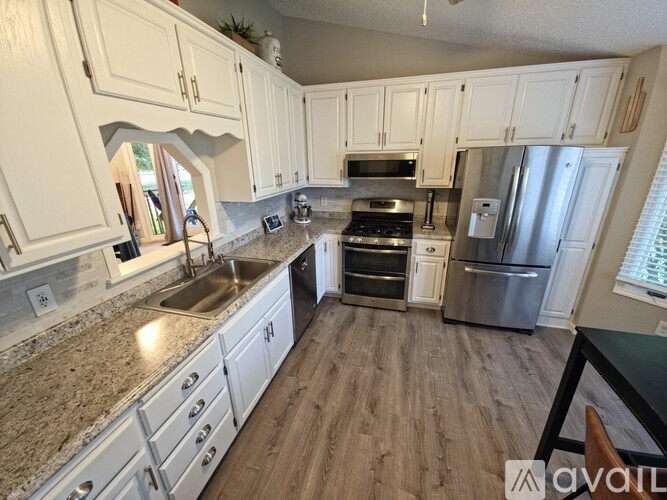 8214 109th Place North 4 Beds Single Family Home for Rent - Photo gallery 2