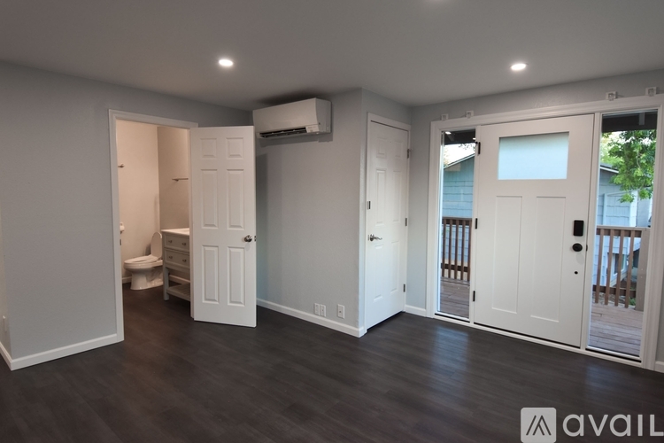 10170 SW Winter Ln 1 Apartment for Rent - Photo gallery 2