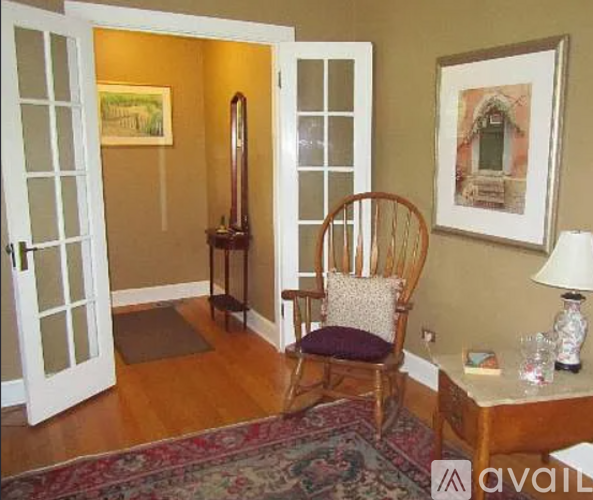 327 Euclid Avenue 3 Beds Single Family Home for Rent - Photo gallery 2
