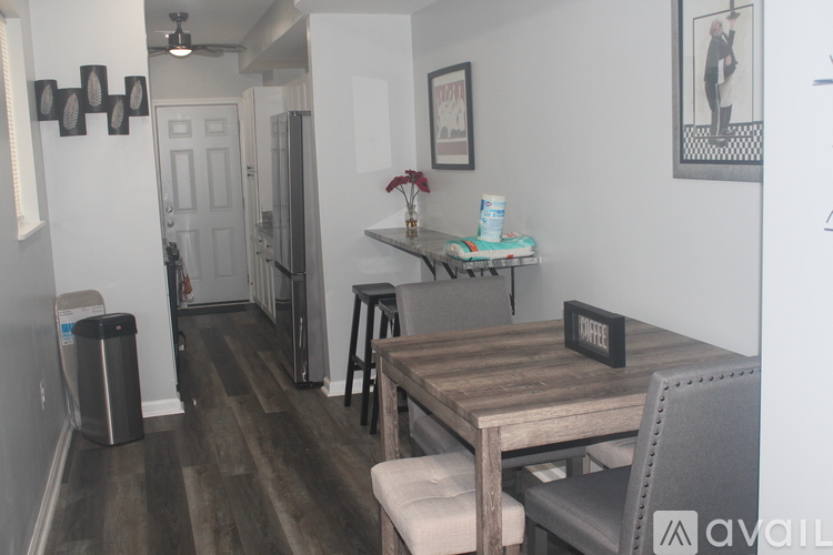 1118 Rutland Avenue 2 Beds Single Family Home for Rent - Photo gallery 4