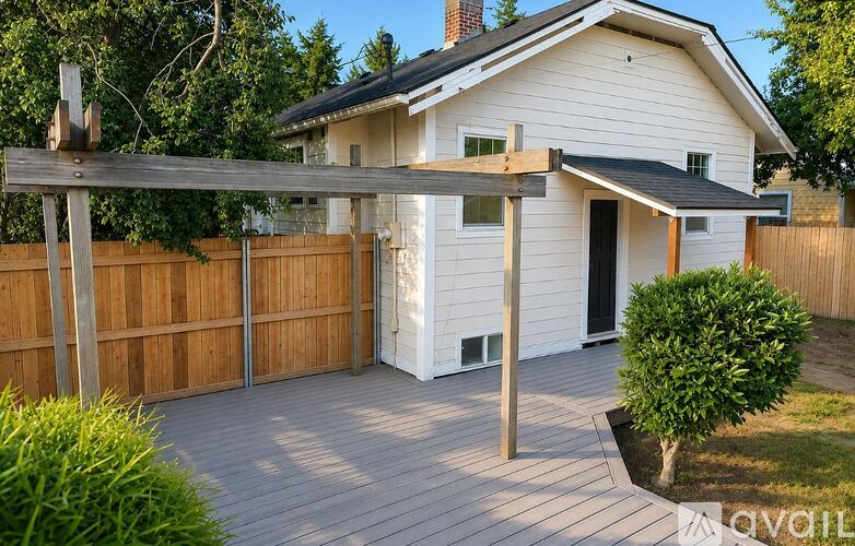 4840 North Yale Street 4 Beds Single Family Home for Rent - Photo gallery 4