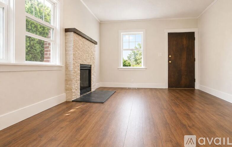 4840 North Yale Street 4 Beds Single Family Home for Rent - Photo gallery 5
