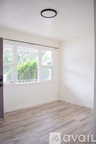 550 Shastina Drive 1 Apartment for Rent