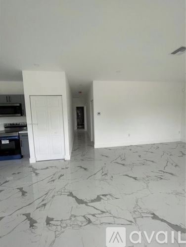 26515 Southwest 139th Avenue 3 Beds Single Family Home for Rent - Photo gallery 3