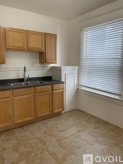 1556 Clay Street 1 Apartment for Rent - Photo gallery 4