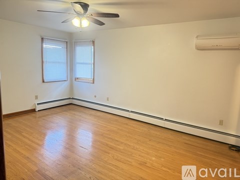 22 Fountain Avenue 2 Beds Apartment for Rent