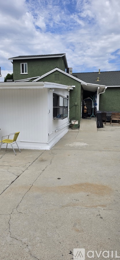 5723 Klump Ave Studio Apartment for Rent - Photo gallery 3