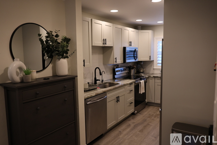 27227 Pullen Avenue A25 2 Beds Single Family Home for Rent - Photo gallery 4