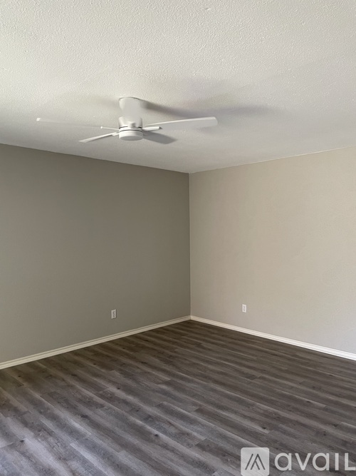 6458 Southpoint Drive 3 Beds Single Family Home for Rent - Photo gallery 4