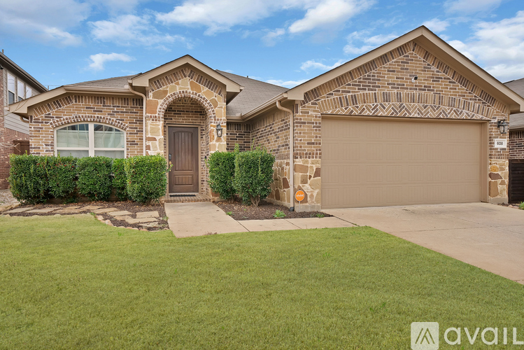608 Crazy Horse Drive 3 Beds Single Family Home for Rent - Photo gallery 1