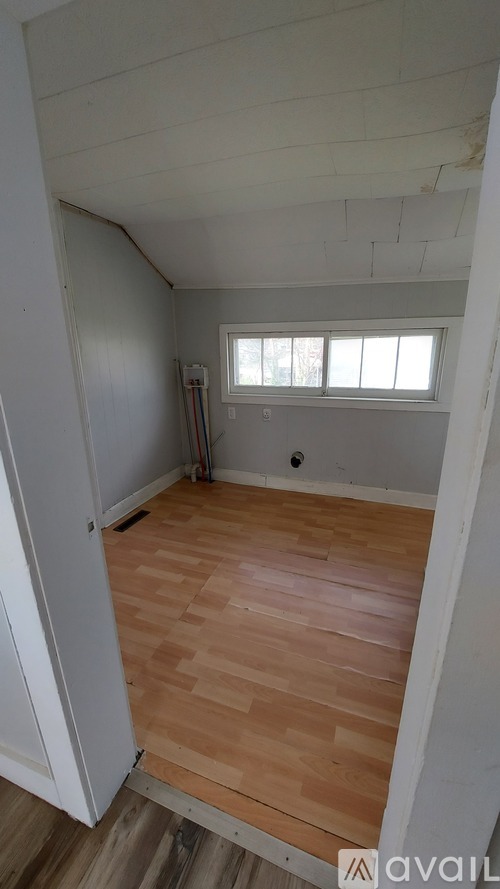 822 Franklin St 2 Beds Single Family Home for Rent - Photo gallery 3