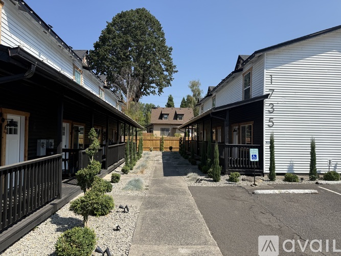 1735 Southeast 7th Avenue 2 Beds Apartment for Rent - Photo gallery 3