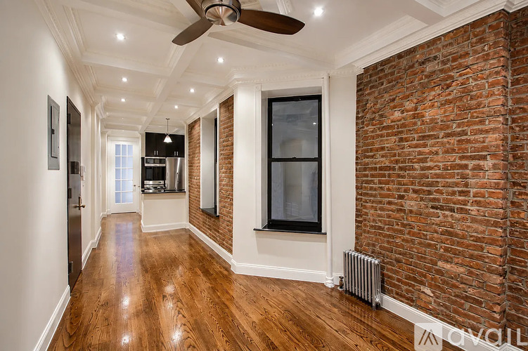 72 West 108th St 3 Beds Apartment for Rent - Photo gallery 2