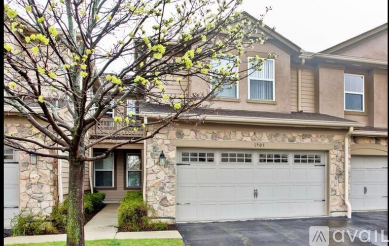 1903 Crenshaw Circle 3 Beds Townhouse for Rent - Photo gallery 1