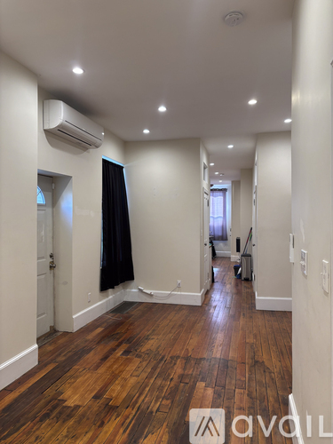 997 North Marshall Street 1 Condo for Rent - Photo gallery 1