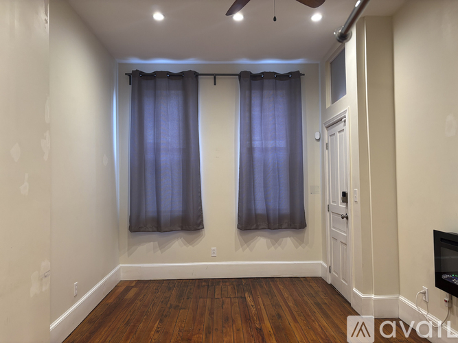 997 North Marshall Street 1 Condo for Rent - Photo gallery 2