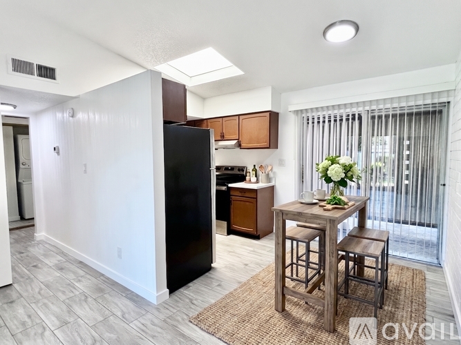 2644 N 46th St 1 Apartment for Rent - Photo gallery 5