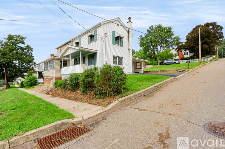 459 Chamber St 1 Townhouse for Rent - Photo gallery 2