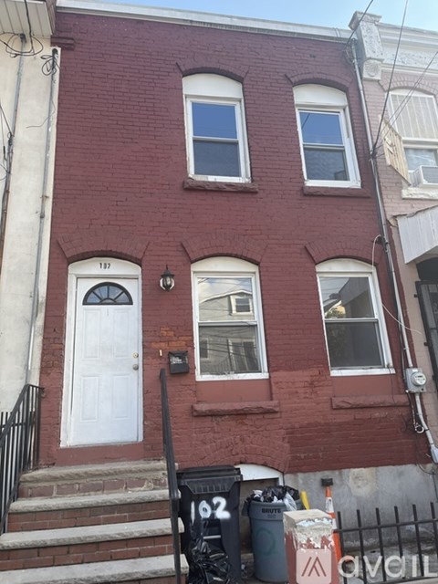 102 9Th Avenue 3 Beds Apartment for Rent