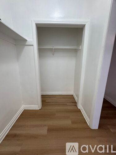 250 S Kenmore Ave 1 Apartment for Rent - Photo gallery 2