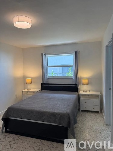 421 Southwest 9Th Street 1 Apartment for Rent