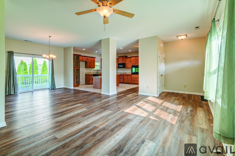 175 Springfield Meadow Dr 3 Beds Single Family Home for Rent - Photo gallery 4