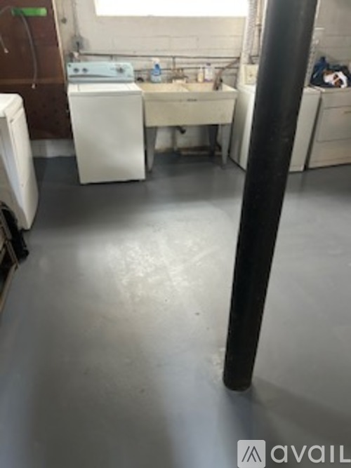 14727 Fernway Avenue 2 Beds Apartment for Rent - Photo gallery 3