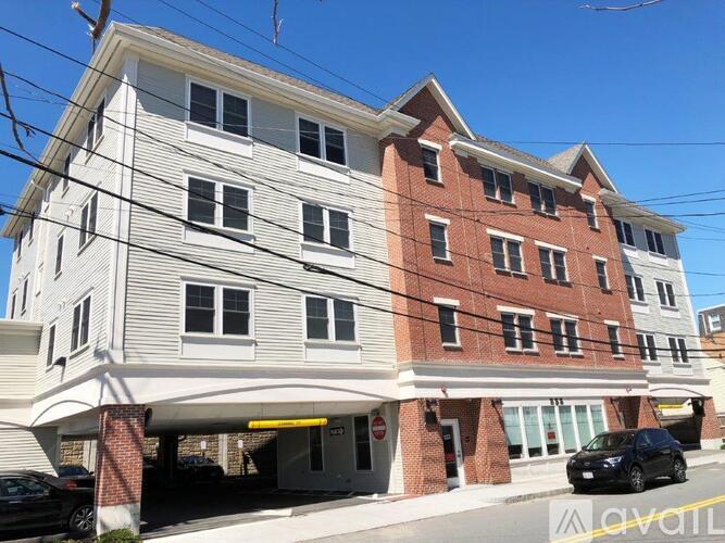 329 East St 1 Apartment for Rent - Photo gallery 1