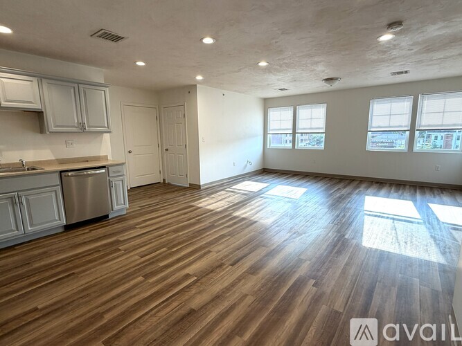 329 East St 1 Apartment for Rent - Photo gallery 4
