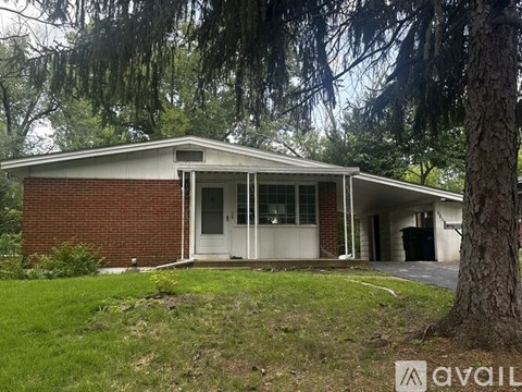 680 Jamaica Pl 3 Beds Apartment for Rent