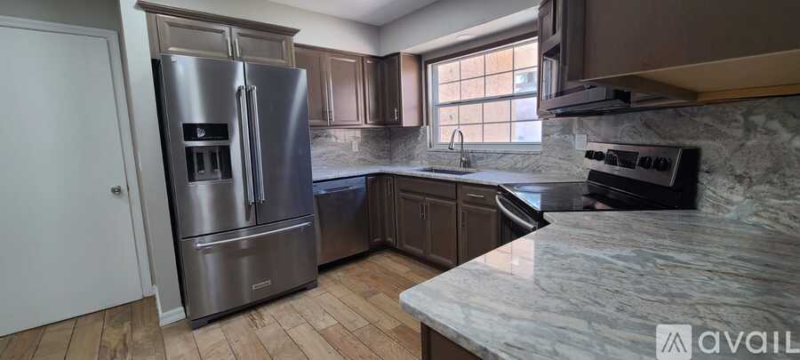 816 Brimfield Ct 3 Beds Single Family Home for Rent - Photo gallery 4