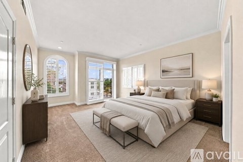 956 N Wilton Pl 3 Beds Apartment for Rent