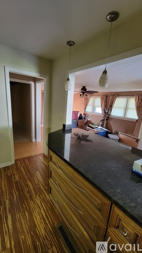 2705 Main St 3 Beds Apartment for Rent - Photo gallery 5